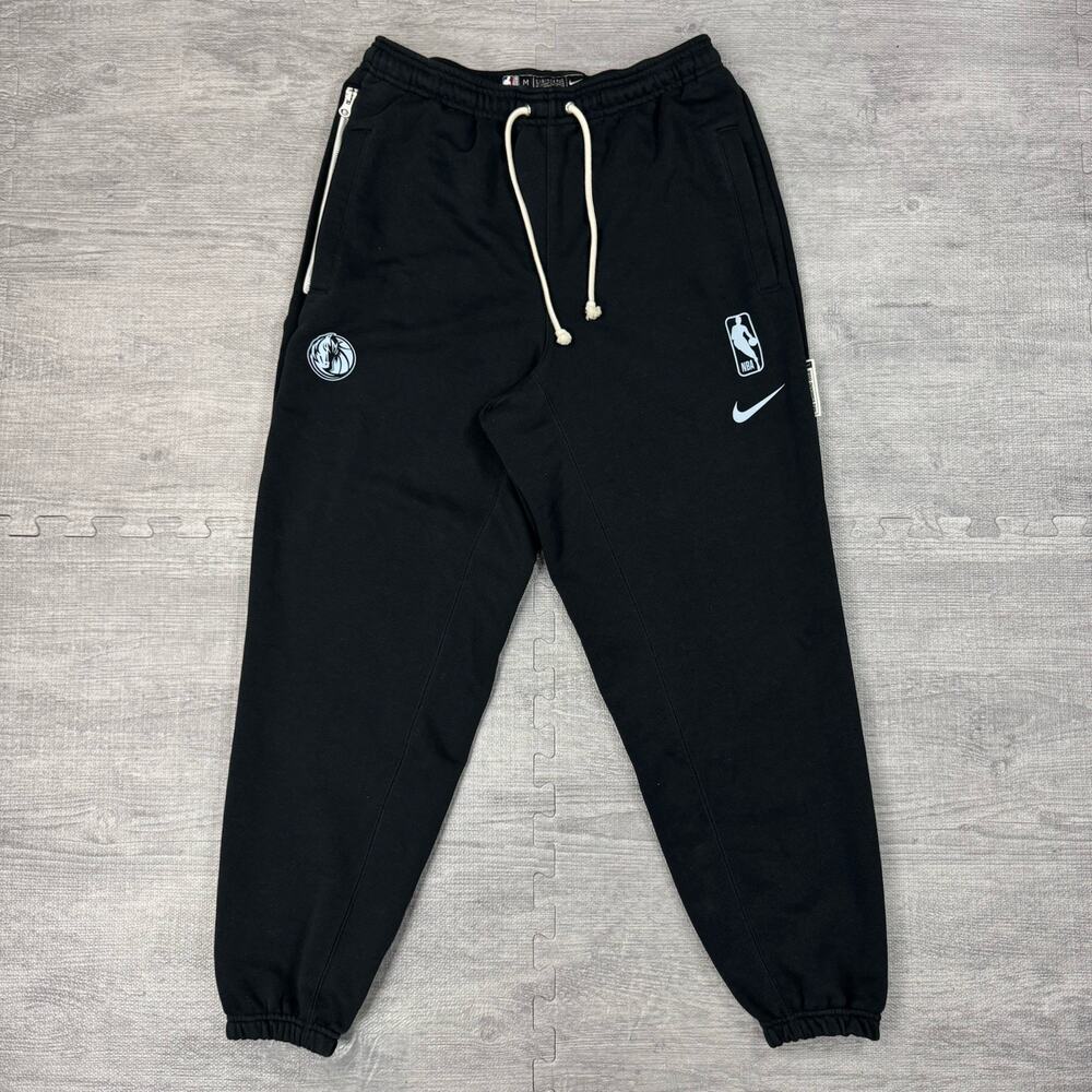 Nike Standard Issue Dallas Mavericks NBA Black Training Jogger Sweatpants Sz M